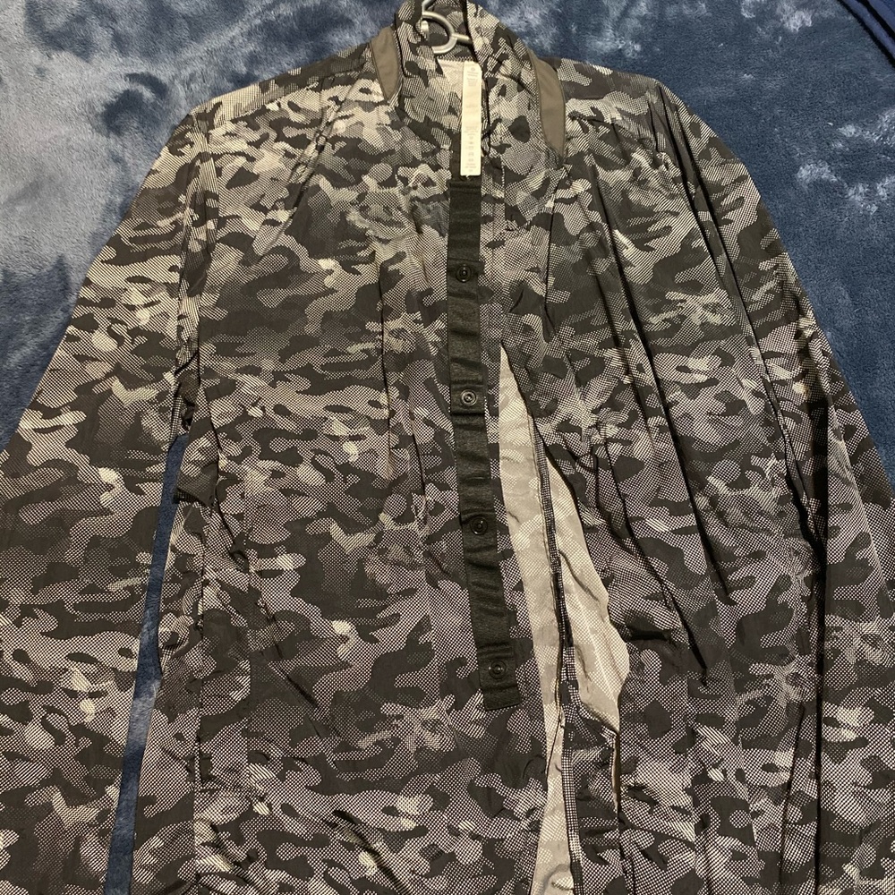 Men’s lululemon camo blazer. Windbreaker jacket.